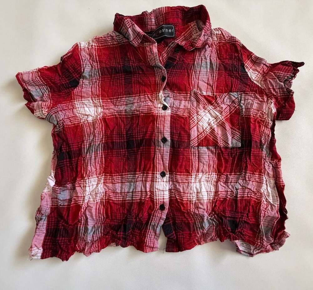 Polly Esther Shirt L Women’s Red Plaid Button Up Short Sleeve Y2K